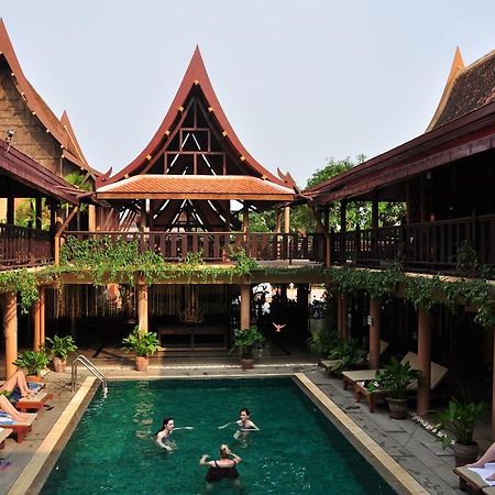 Ruean Thai Hotel Sukhothai Buitenkant foto