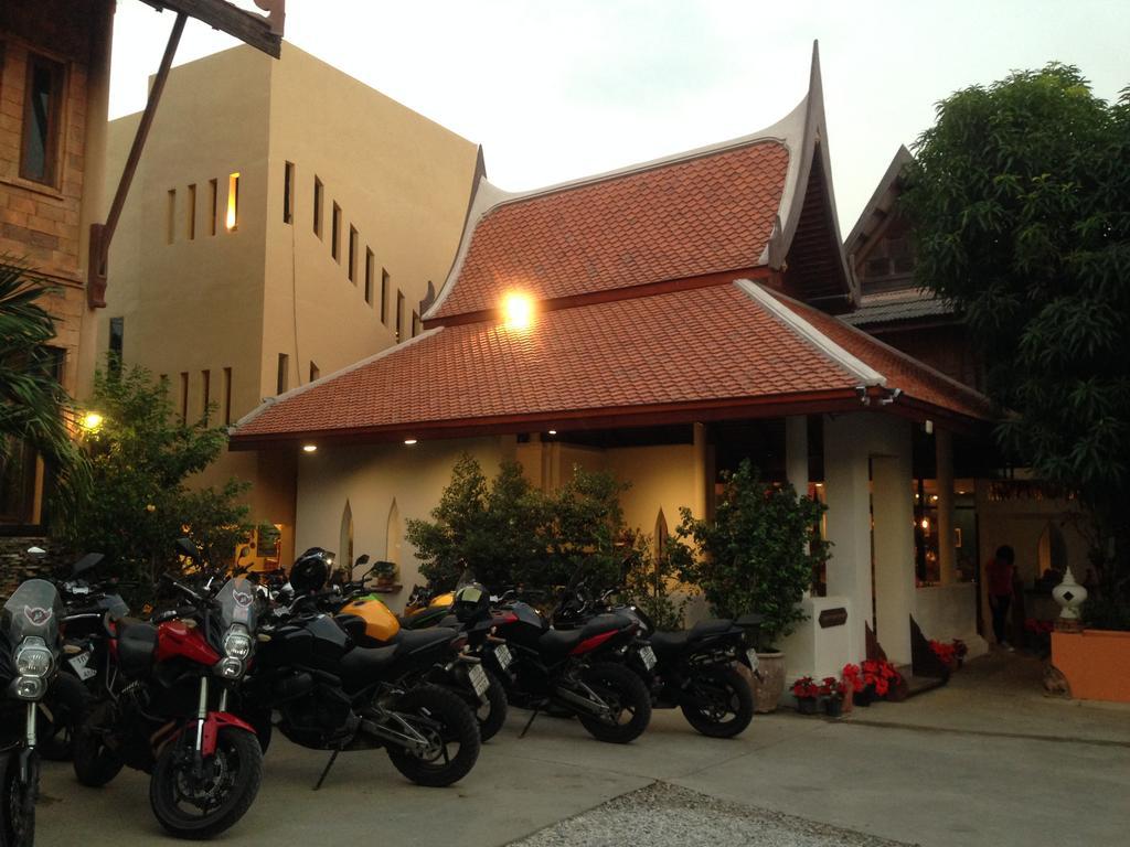 Ruean Thai Hotel Sukhothai Buitenkant foto